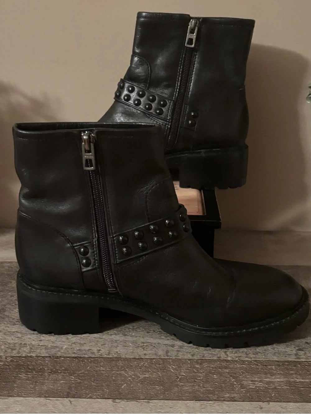 COACH GIANNA STUDDED BOOTS WITH BUCKLE SIZE 36.5 - Picture 2 of 9